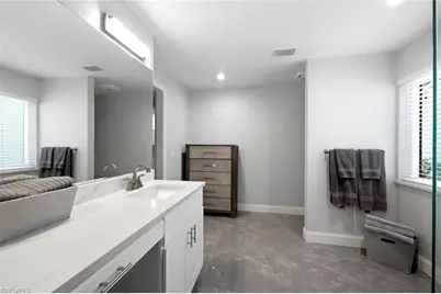 756 Reef Point Cir, Naples, FL 34108 - Photo 29