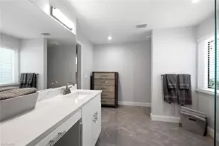 756 Reef Point Cir, Naples, FL 34108 - Photo 29