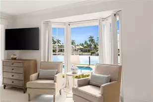 1060 Galleon Dr, Naples, FL 34102 - Photo 21