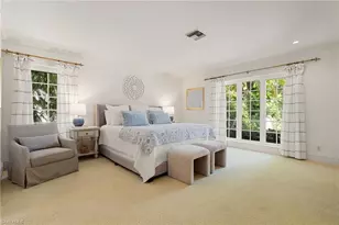 1060 Galleon Dr, Naples, FL 34102 - Photo 15