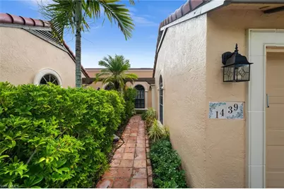 1439 Larkspur Dr, Fort Myers, FL 33901 - Photo 7