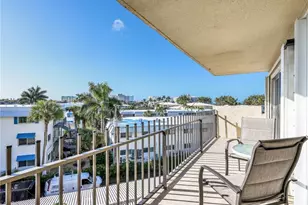 2150 Gulf Shore Blvd N, Naples, FL 34102 - Photo 17