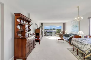 2150 Gulf Shore Blvd N, Naples, FL 34102 - Photo 5