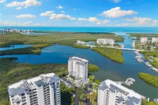 420 Cove Tower Dr, Naples, FL 34110 - Photo 31