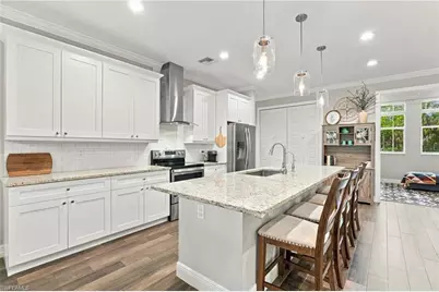1264 14th Ave NE, Naples, FL 34120 - Photo 11