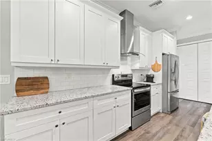 1264 14th Ave NE, Naples, FL 34120 - Photo 17