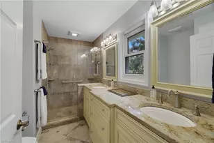 494 Chatham Cir, Naples, FL 34110 - Photo 23