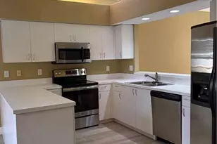 184 Lady Palm Dr, Naples, FL 34104 - Photo 7