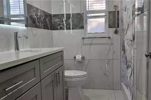1251 7th Ave N, Naples, FL 34102 - Photo 13