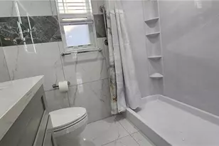 1251 7th Ave N, Naples, FL 34102 - Photo 15
