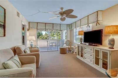 5 High Point Cir W #211, Naples, FL 34103 - Photo 11