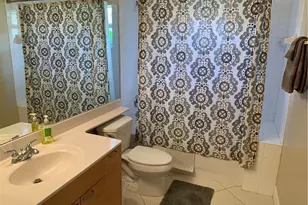 8133 Chancel Ct, Naples, FL 34104 - Photo 15