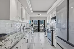 3430 Gulf Shore Blvd N, Naples, FL 34103 - Photo 5