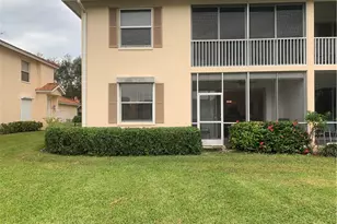 230 Robin Hood Cir, Naples, FL 34104 - Photo 3