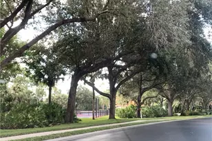 230 Robin Hood Cir, Naples, FL 34104 - Photo 33