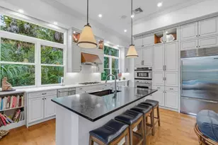 18051 Lagos Way, Naples, FL 34110 - Photo 5