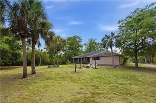 5681 Bur Oaks Ln, Naples, FL 34119 - Photo 11