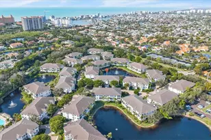 765 Bentwater Cir, Naples, FL 34108 - Photo 29