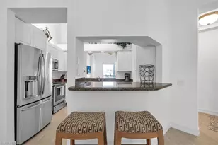 765 Bentwater Cir, Naples, FL 34108 - Photo 15