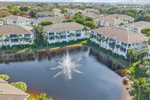 765 Bentwater Cir, Naples, FL 34108 - Photo 5
