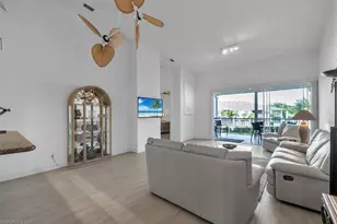 765 Bentwater Cir, Naples, FL 34108 - Photo 7