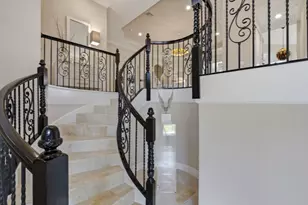 28511 Calabria Ct, Naples, FL 34110 - Photo 3
