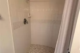 2182 Anchorage Ln, Naples, FL 34104 - Photo 19