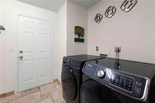 2070 39th St SW, Naples, FL 34117 - Photo 21