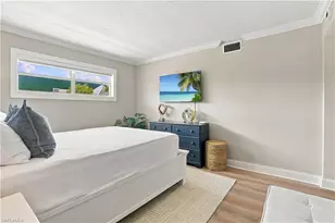 1100 8th Ave S, Naples, FL 34102 - Photo 15