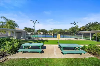 10720 San Tropez Cir, Estero, FL 33928 - Photo 47