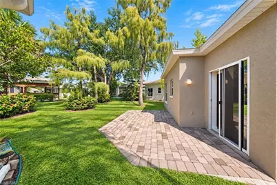 10720 San Tropez Cir, Estero, FL 33928 - Photo 3