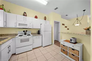 10720 San Tropez Cir, Estero, FL 33928 - Photo 19