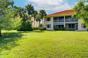 475 Robin Hood Cir, Naples, FL 34104 - Photo 27