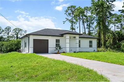 936 Anthony St E, Lehigh Acres, FL 33974 - Photo 19