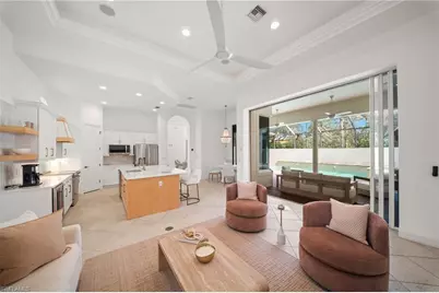 8886 Shenendoah Cir, Naples, FL 34113 - Photo 9