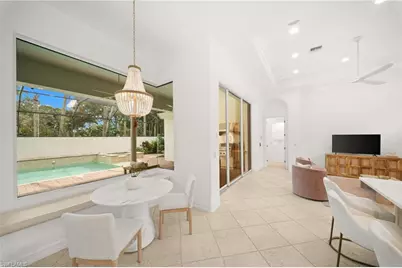8886 Shenendoah Cir, Naples, FL 34113 - Photo 15