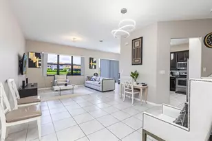 8732 Madrid Cir, Naples, FL 34104 - Photo 15