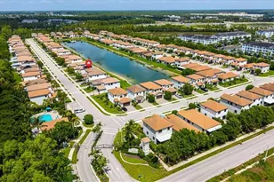 8732 Madrid Cir, Naples, FL 34104 - Photo 17