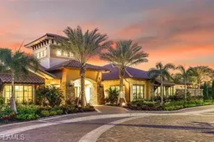 9365 Pocida Ct, Naples, FL 34119 - Photo 7