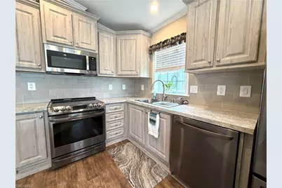 4710 Lafayette Ln W, Estero, FL 33928 - Photo 13