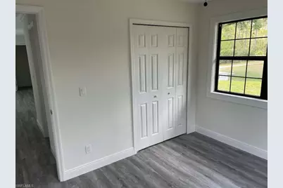 360 Desoto Blvd S, Naples, FL 34117 - Photo 5