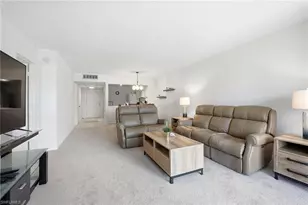 1057 Forest Lakes Dr, Naples, FL 34105 - Photo 9