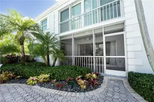 360 10th Ave S, Naples, FL 34102 - Photo 29