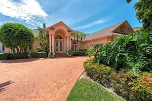 1620 3rd St S, Naples, FL 34102 - Photo 1