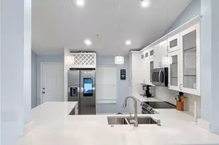 9660 Victoria Ln, Naples, FL 34109 - Photo 5