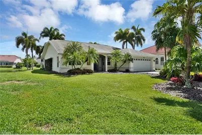 1982 E Crown Pointe Blvd, Naples, FL 34112 - Photo 3