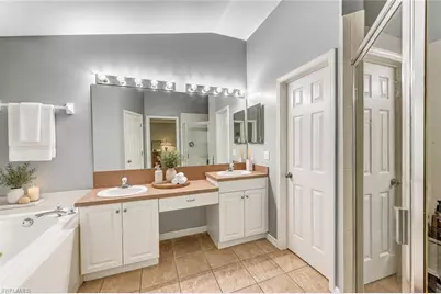 1606 SW 15th Ave, Cape Coral, FL 33991 - Photo 25
