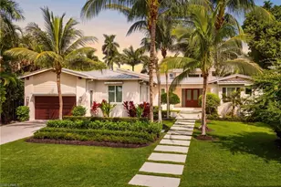 185 N Lake Dr, Naples, FL 34102 - Photo 1