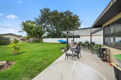 1216 SE 21st Pl, Cape Coral, FL 33990 - Photo 25