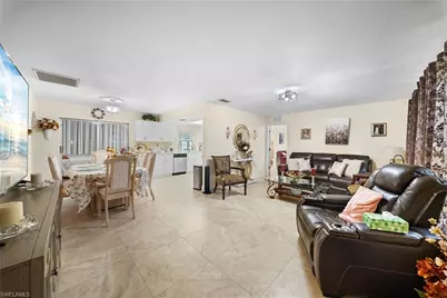 1216 SE 21st Pl, Cape Coral, FL 33990 - Photo 3